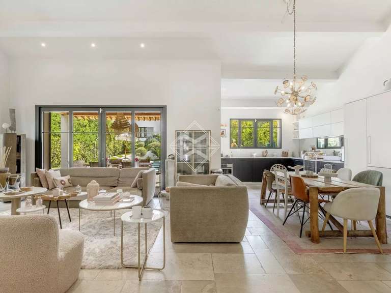 Villa Saint-Tropez - 4 bedrooms - 150m²