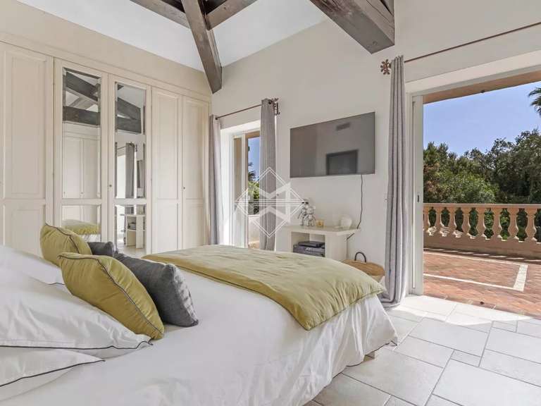 Villa Ramatuelle - 5 bedrooms - 200m²