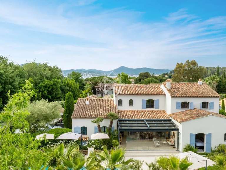 Villa Saint-Tropez - 6 bedrooms - 300m²
