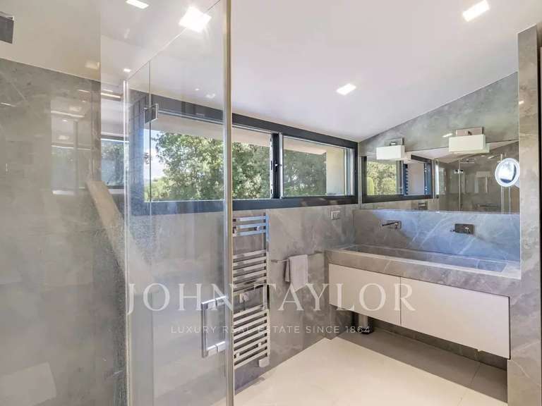 Maison Valbonne - 7 chambres - 564m²