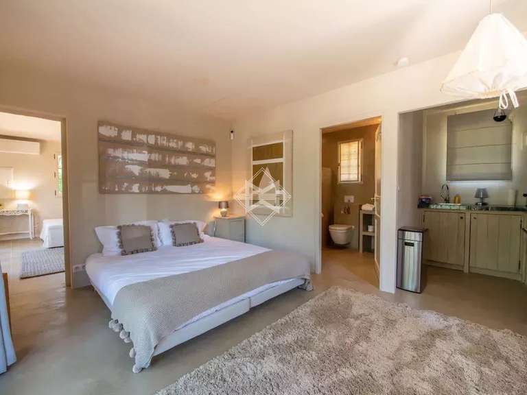 Villa Plan-de-la-Tour - 6 bedrooms - 270m²