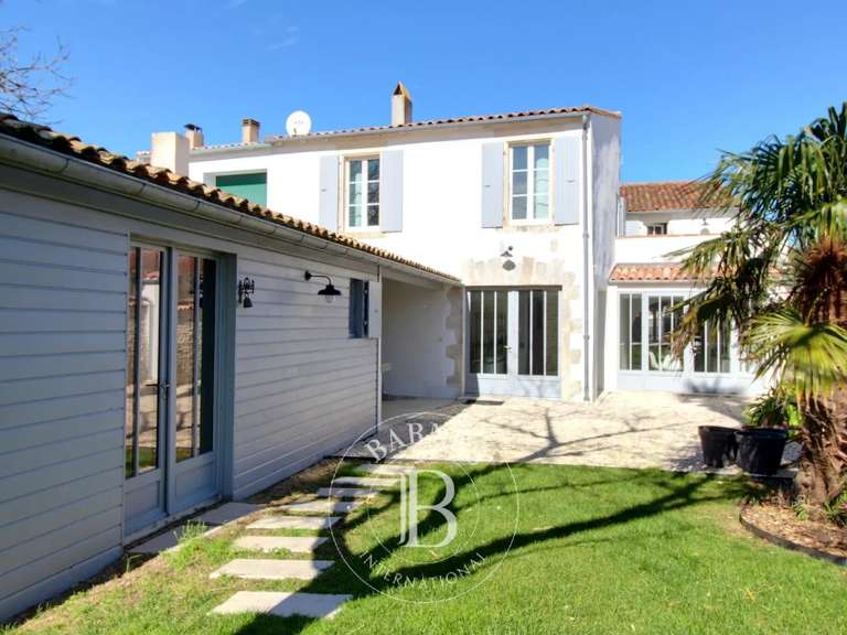 Maison Le Bois-Plage-en-Ré - 6 chambres - 218m²