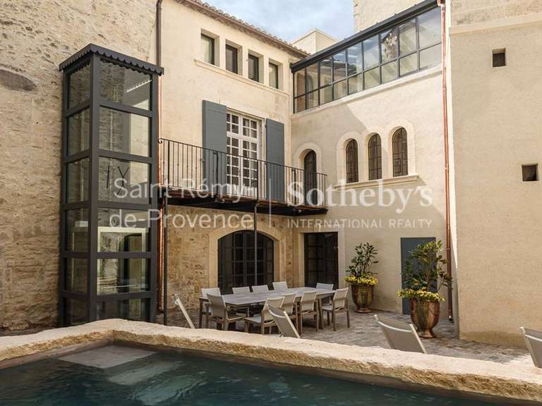 Maison Saint-Rémy-de-Provence - 5 chambres - 343m²