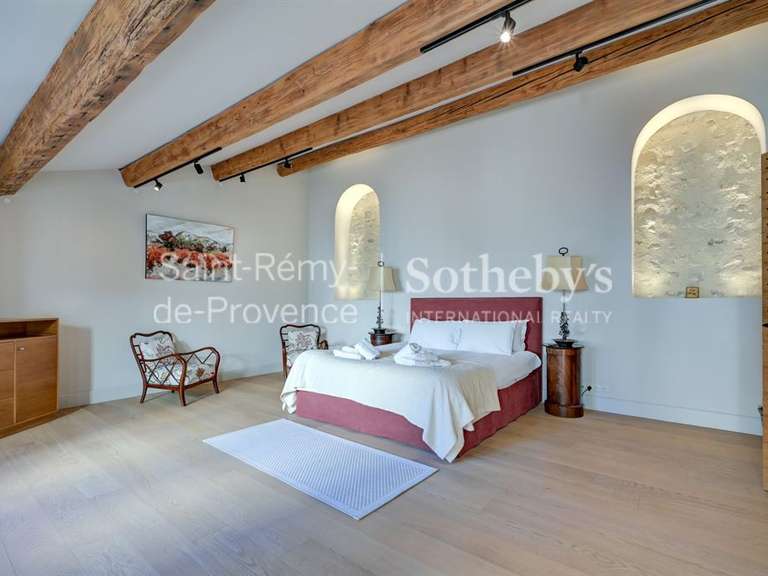 Maison Saint-Rémy-de-Provence - 5 chambres - 343m²