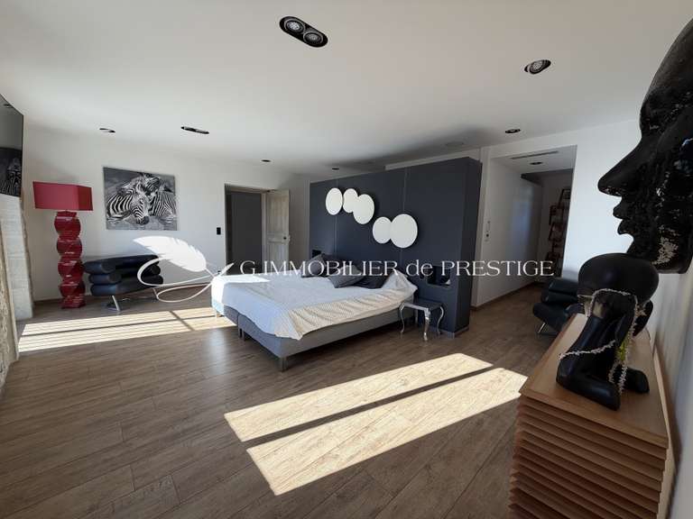 Maison Velleron - 5 chambres - 464m²