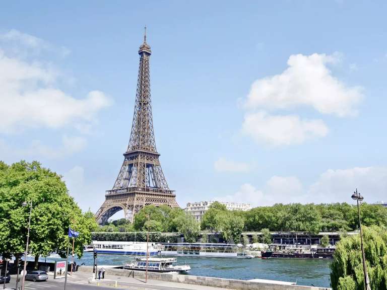 Appartement Paris 16e - 2 chambres - 104m²