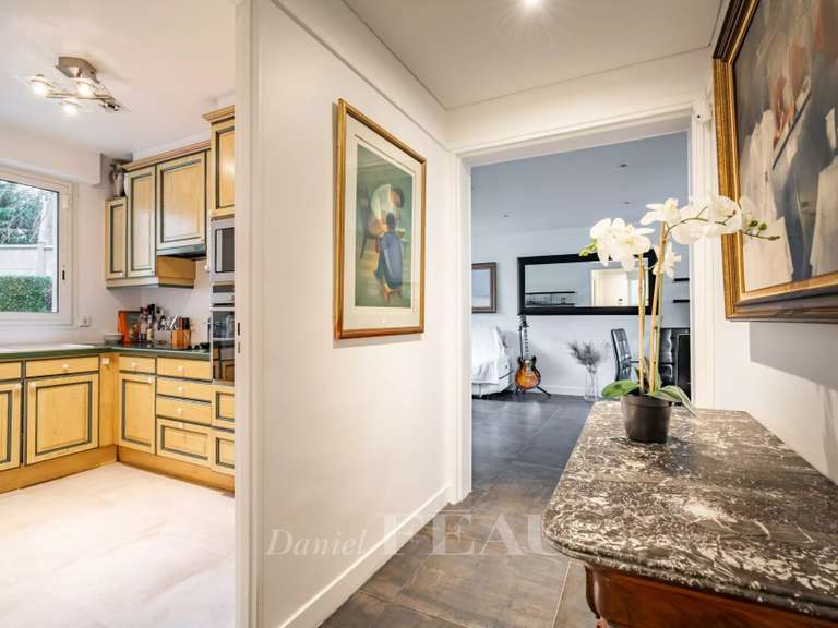 Appartement Saint-Germain-en-Laye - 2 chambres - 79m²