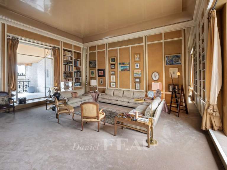 Appartement Paris 16e - 5 chambres - 331m²