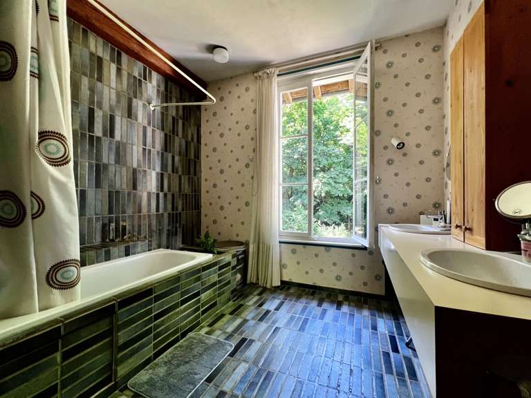 Maison Eysines - 4 chambres - 250m²