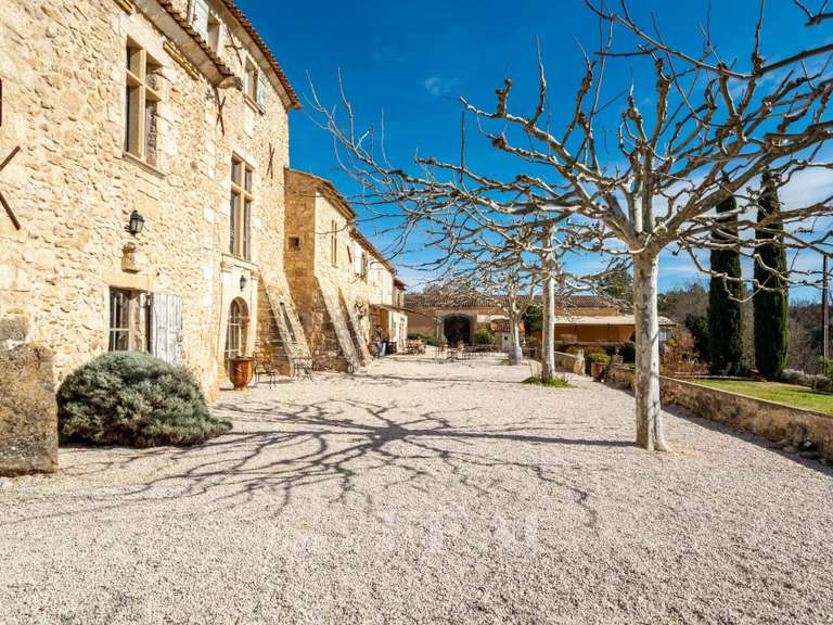 Domaine viticole Pertuis - 10 chambres - 1180m²