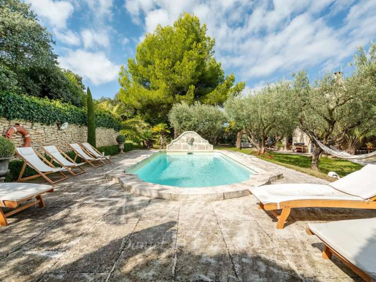 Maison Cavaillon - 4 chambres - 245m²