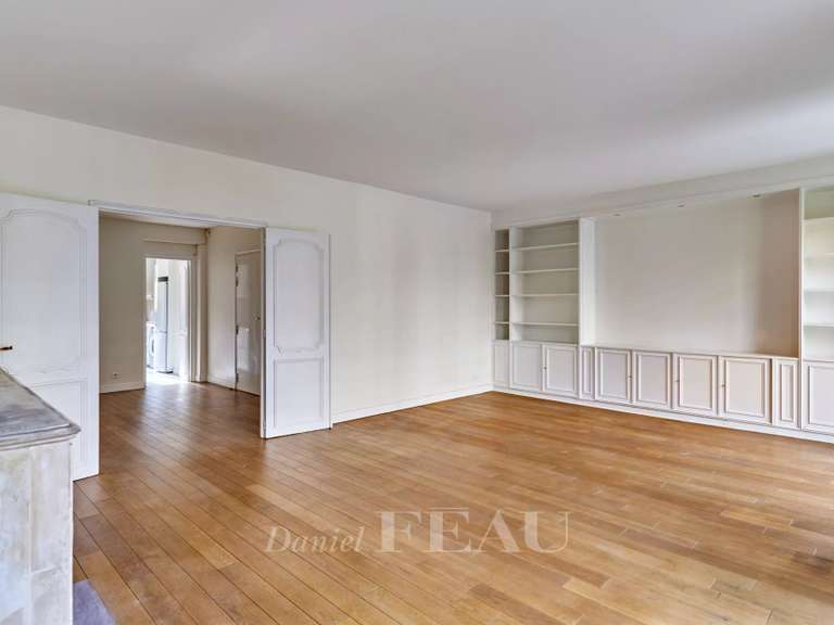 Appartement Paris 16e - 3 chambres - 120m²
