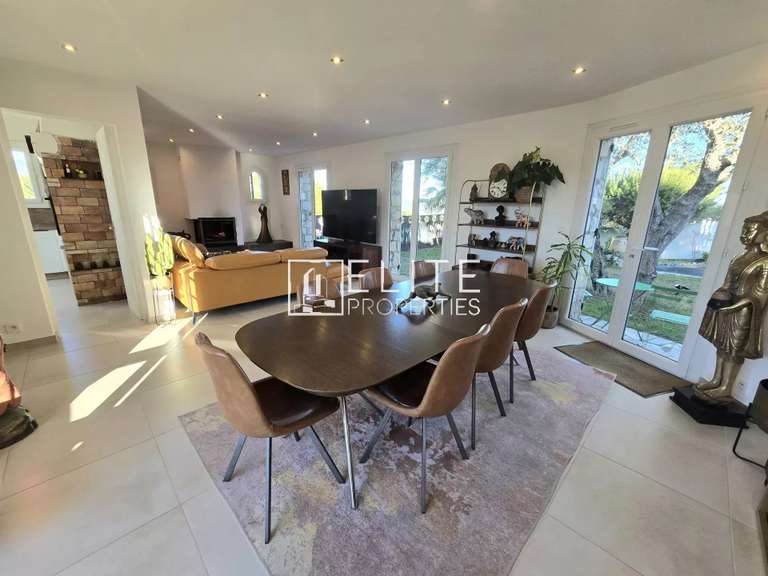 House Tanneron - 4 bedrooms - 180m²