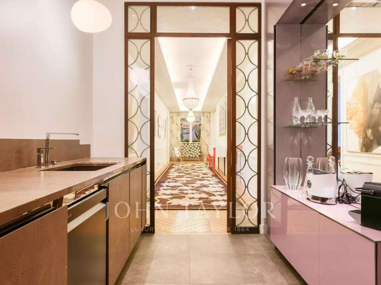 Appartement Paris 16e - 2 chambres - 183m²