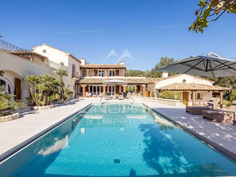 Villa La Colle-sur-Loup - 6 chambres - 437m²