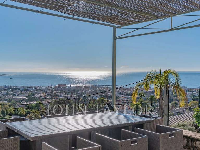 Villa avec Vue sur mer Le golfe-juan - 4 chambres - 177m²