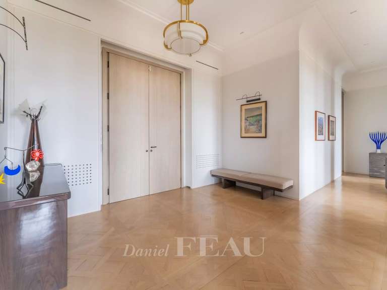 Appartement Neuilly-sur-Seine - 3 chambres - 383m²