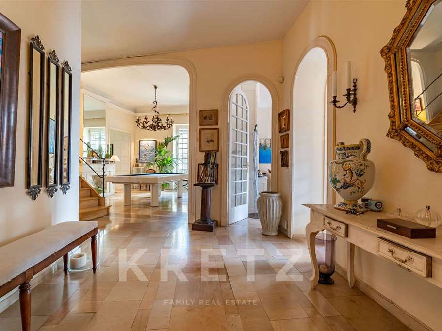 Apartment Nîmes
