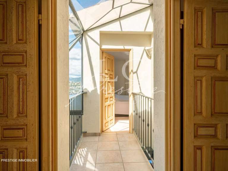 Villa with Sea view Théoule-sur-Mer - 4 bedrooms - 169m²