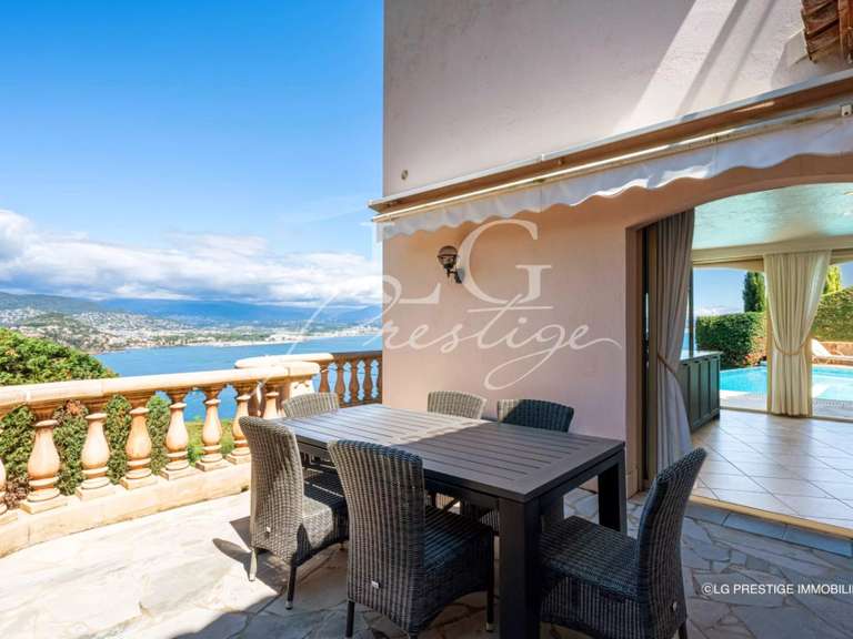 Villa with Sea view Théoule-sur-Mer - 4 bedrooms - 169m²