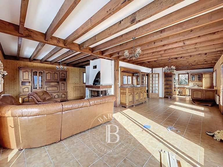 Chalet Les Gets - 6 bedrooms - 187m²
