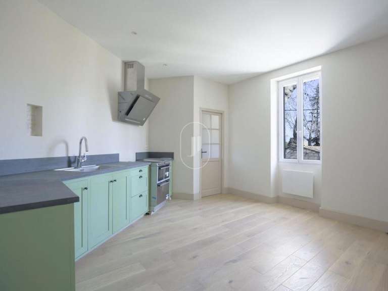 Maison Saint-Rémy-de-Provence - 2 chambres - 128m²