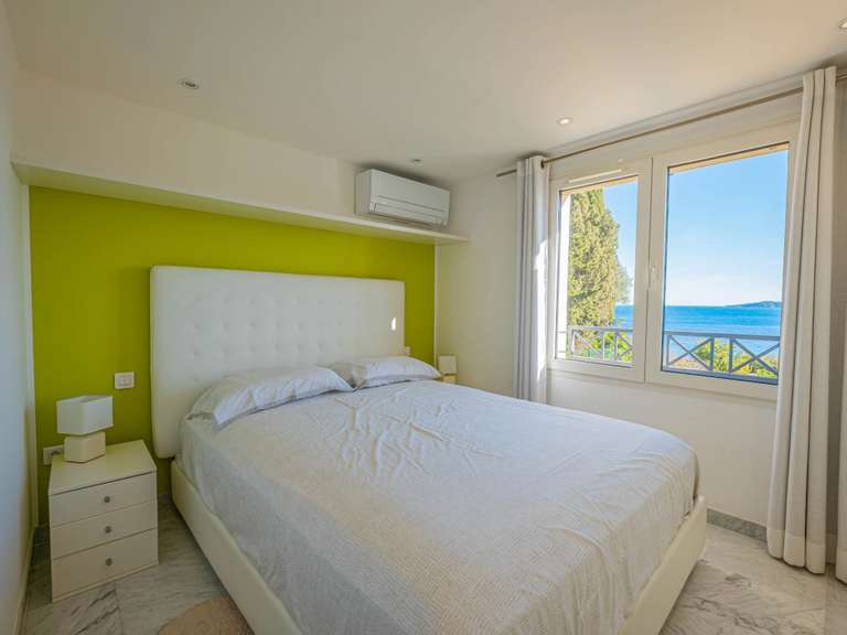 Apartment with Sea view Sainte-Maxime - 2 bedrooms - 101m²