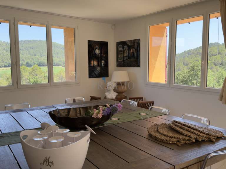 Villa Lorgues - 5 bedrooms - 242m²