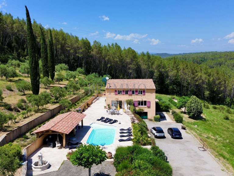 Villa Lorgues - 5 bedrooms - 242m²