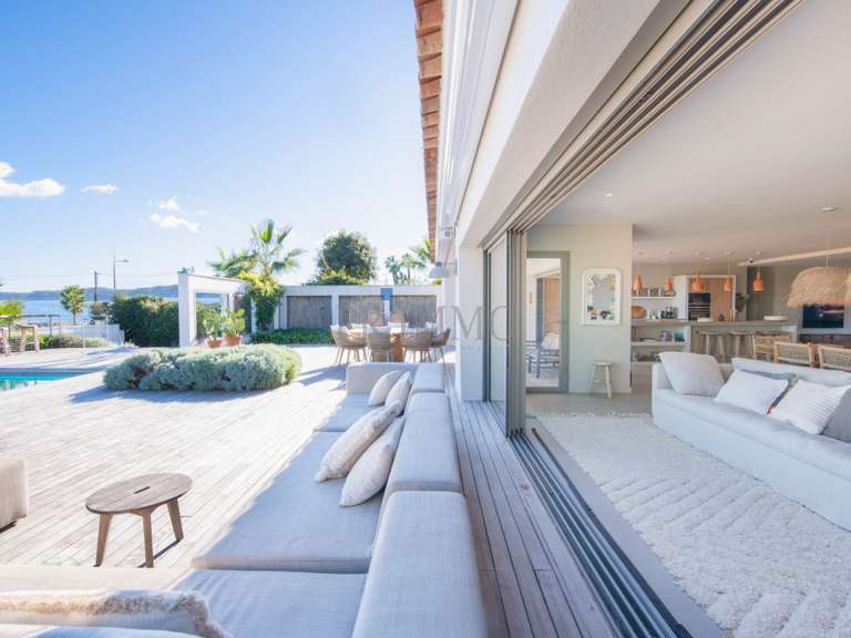 Villa Sainte-Maxime - 4 bedrooms - 185m²