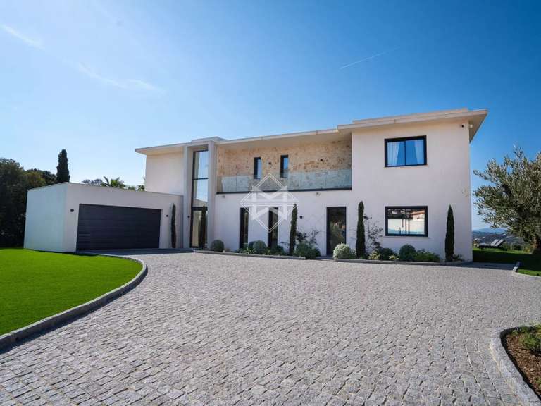 Villa with Sea view Roquebrune-sur-Argens - 5 bedrooms - 390m²