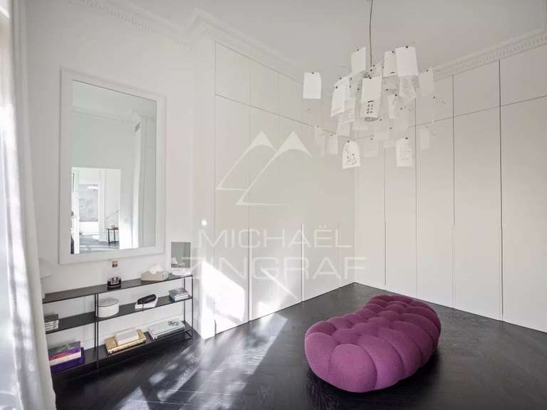 Appartement Paris 16e - 6 chambres - 347m²