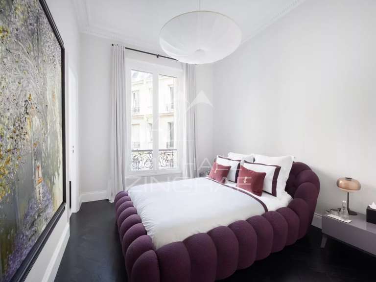 Appartement Paris 16e - 6 chambres - 347m²