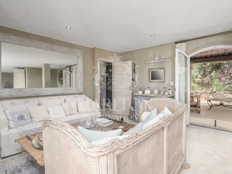 Villa Châteauneuf-Grasse - 4 chambres - 175m²