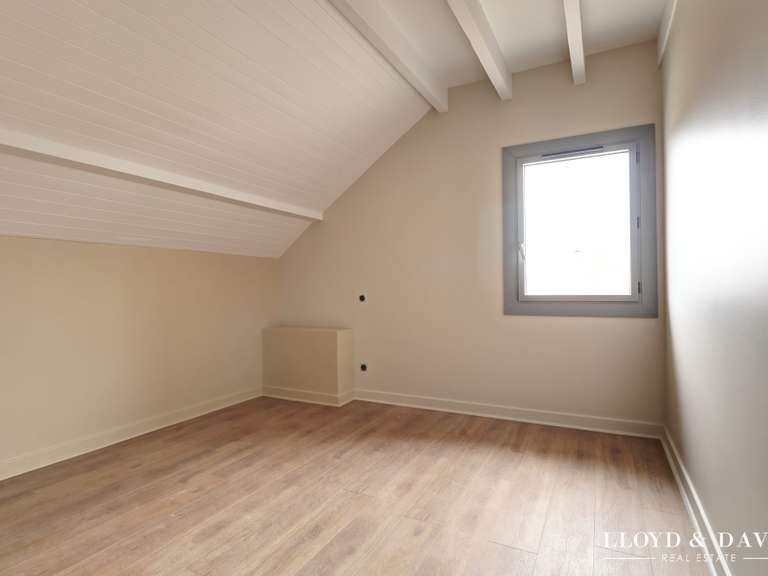 House Aix-les-Bains - 4 bedrooms - 119m²