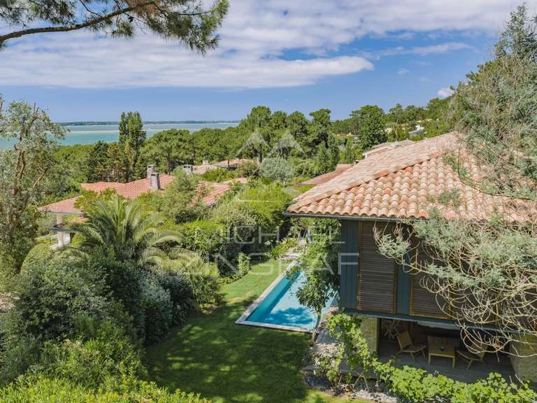 House Pyla-sur-mer - 5 bedrooms - 240m²
