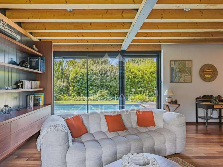 House Pyla-sur-mer - 5 bedrooms - 240m²