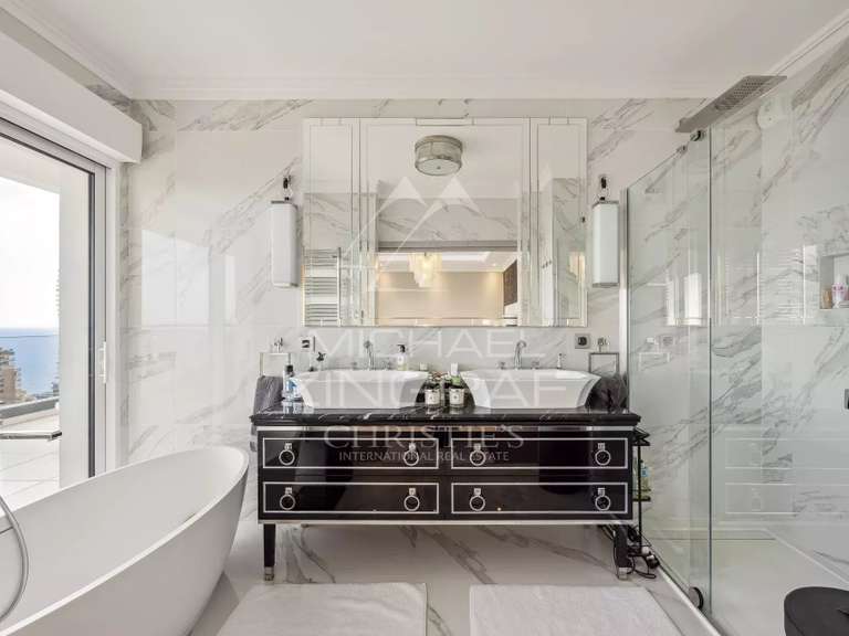 Apartment with Sea view Roquebrune-Cap-Martin - 3 bedrooms - 535m²