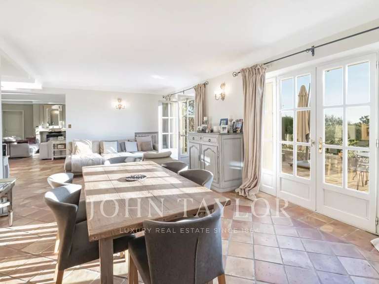 Propriété Mougins - 4 chambres - 300m²