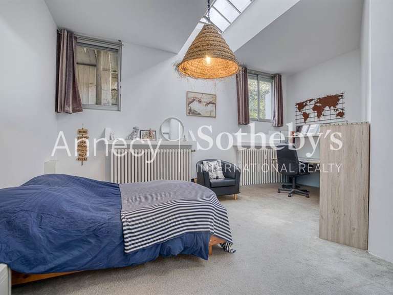 Appartement Sévrier - 5 chambres - 233m²