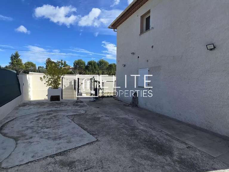 House Grasse - 5 bedrooms - 255m²