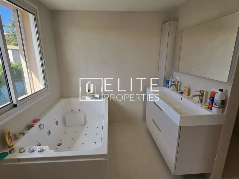 House Grasse - 5 bedrooms - 255m²