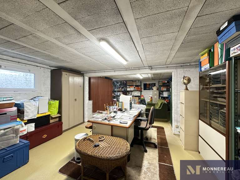 Maison Saint-Médard - 5 chambres - 258m²