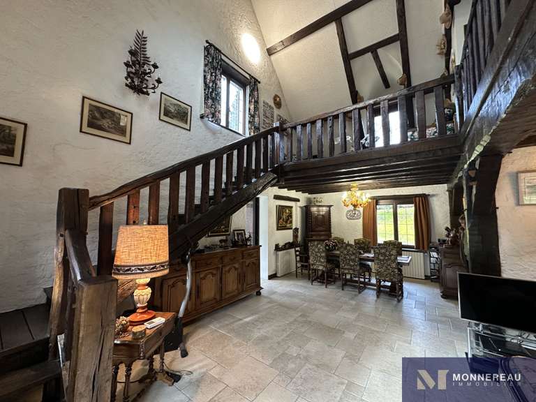 Maison Saint-Médard - 5 chambres - 258m²