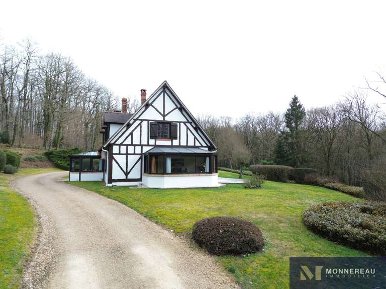 Maison Saint-Médard - 5 chambres - 258m²
