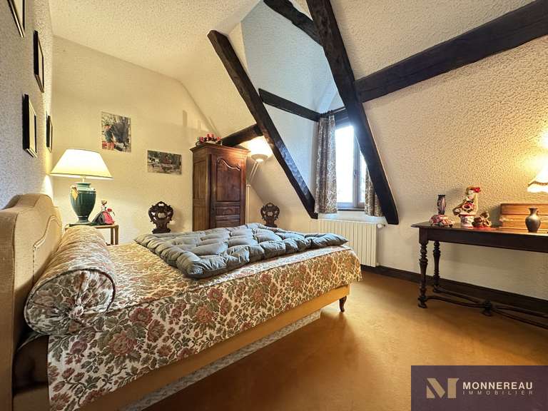 Maison Saint-Médard - 5 chambres - 258m²