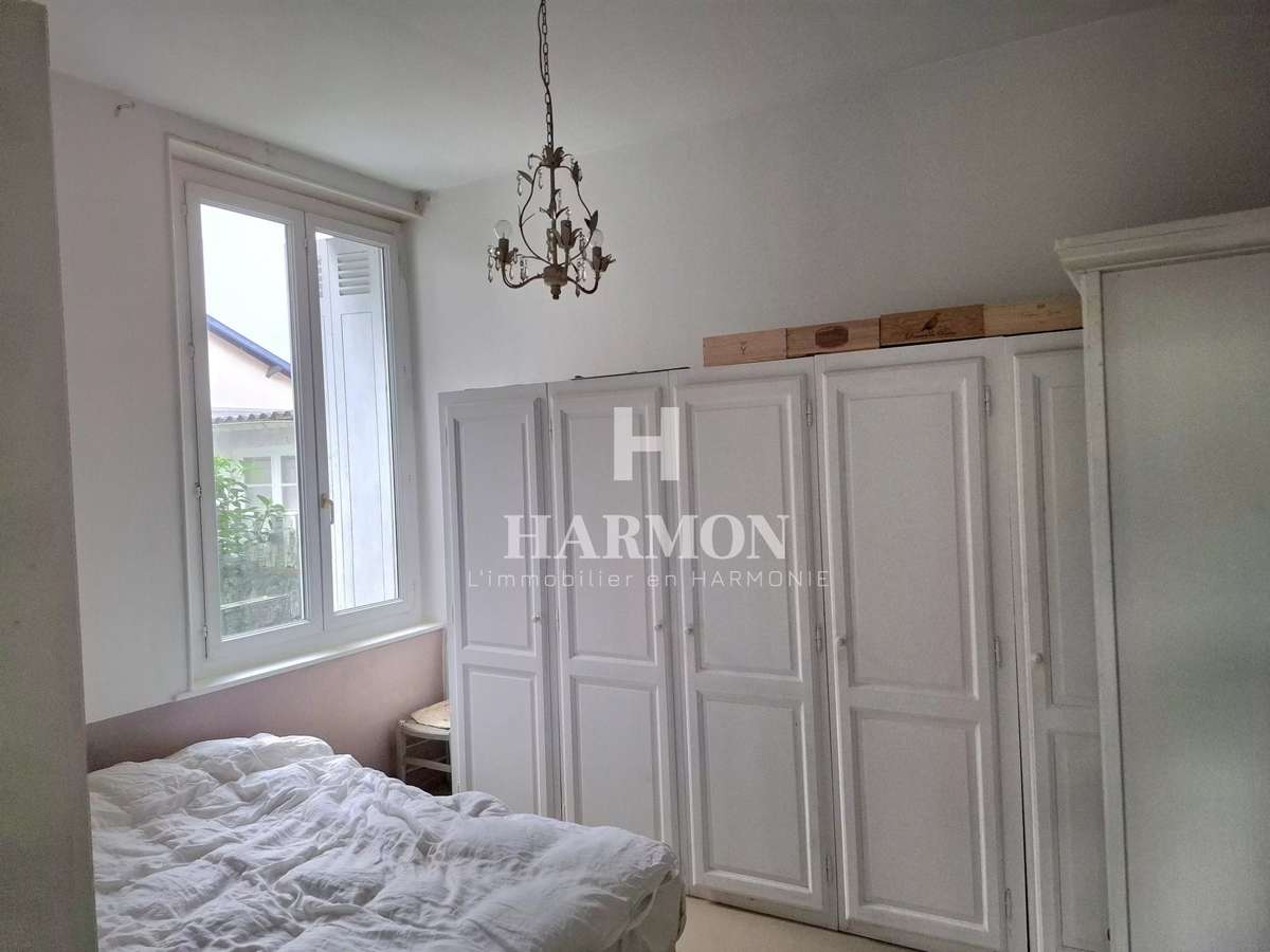 House Cenon