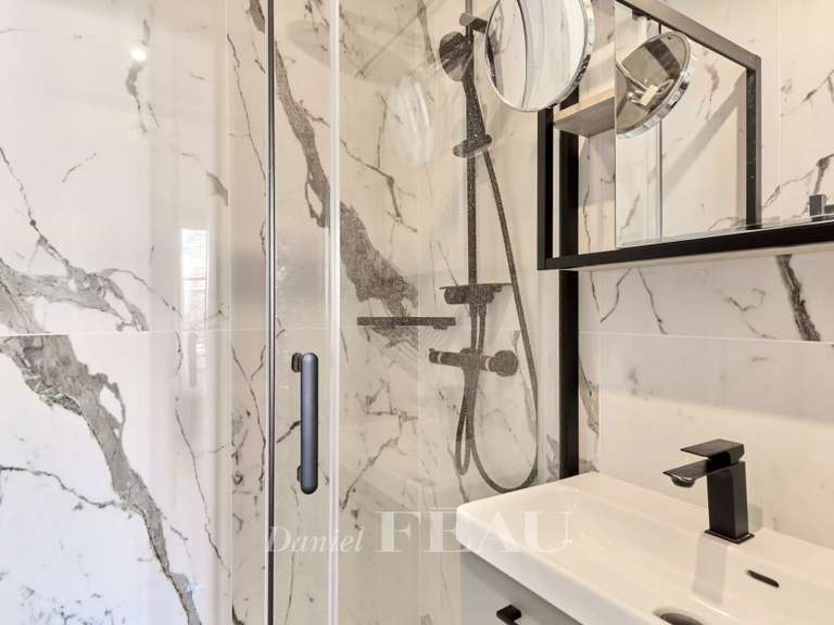 Appartement Paris 7e - 2 chambres - 90m²