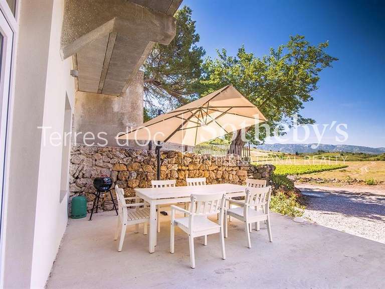 Propriété Villesèque-des-Corbières - 14 chambres - 840m²