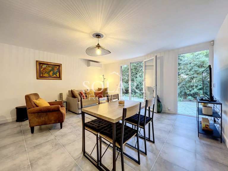 Villa with Sea view Théoule-sur-Mer - 5 bedrooms - 180m²
